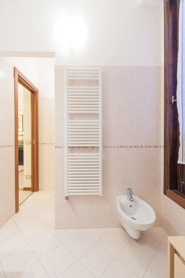 Appartement G2 Dreamhouse-Via Lungadige à Vérone Extérieur photo